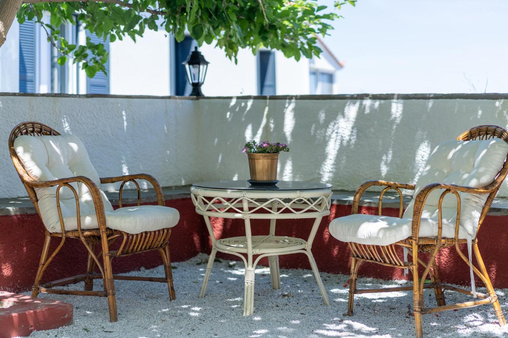 Spacious Home With Yard, Mytilene Lesvos Esterno foto