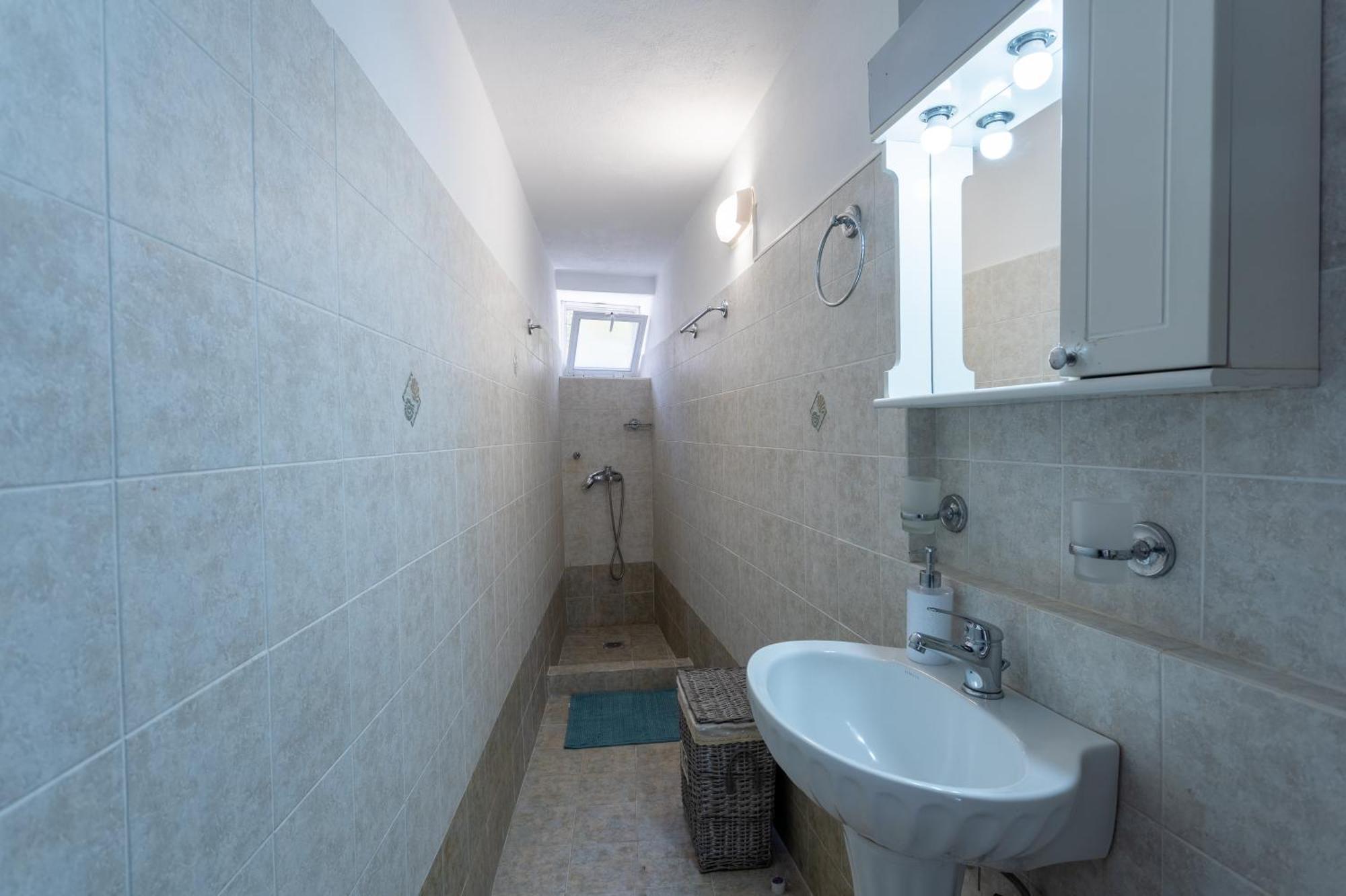 Spacious Home With Yard, Mytilene Lesvos Esterno foto